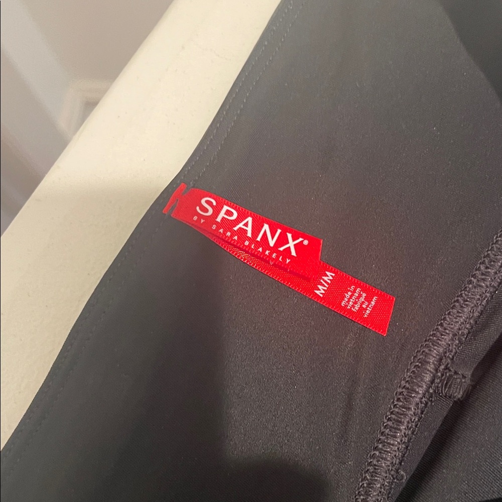 SPANX Black Faux Leather Power Waist Band High Rise Bodycon Leggings Size Medium - Picture 6 of 12